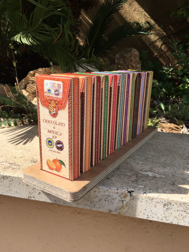 Espositore per tavolette di cioccolato